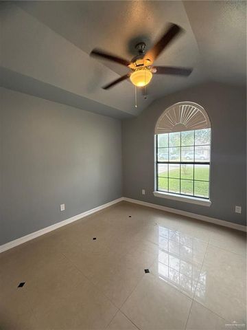 102 N Vista Del Sol Drive, Harlingen, TX 78552