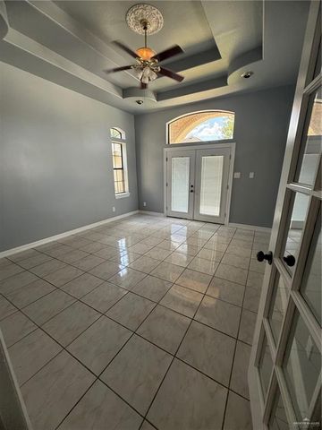 102 N Vista Del Sol Drive, Harlingen, TX 78552