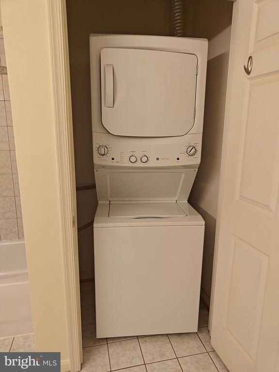 Image 15 of property listing at 13310 NEW ACADIA LN #107, Upper Marlboro, MD 20774
