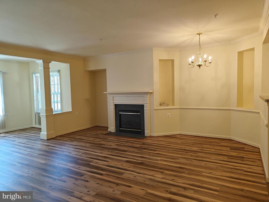 Image 4 of property listing at 13310 NEW ACADIA LN #107, Upper Marlboro, MD 20774