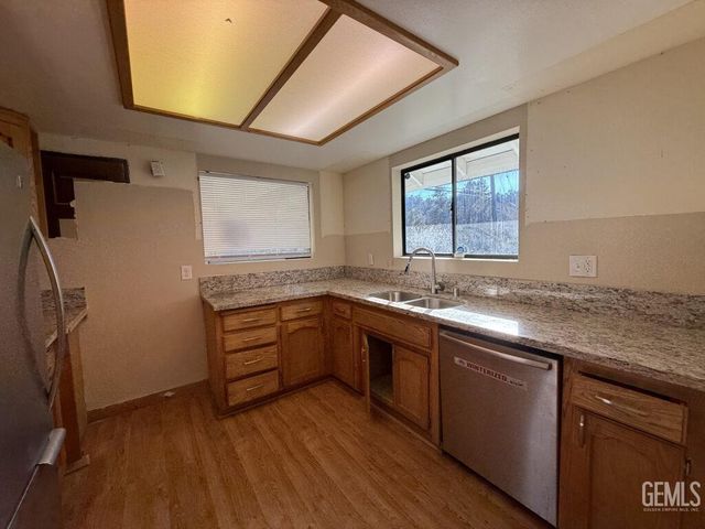 9216 Whispering Pines Road, Frazier Park, CA 93225