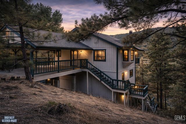 9216 Whispering Pines Road, Frazier Park, CA 93225