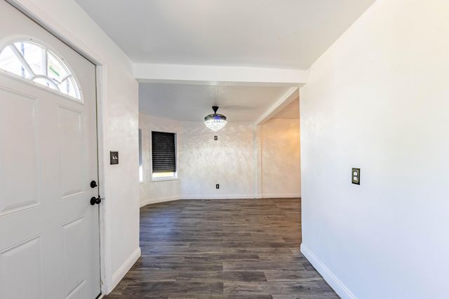 2565 Jackson Street, Gary, IN 46407