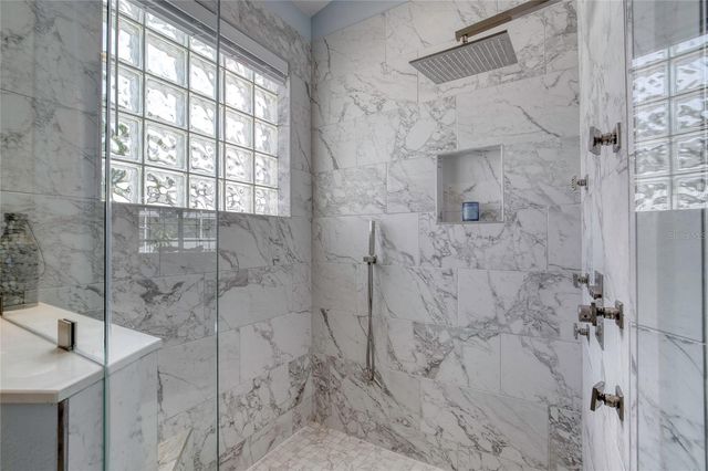 9 CLEAR COURT, Palm Coast, FL 32137