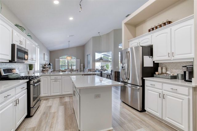 9 CLEAR COURT, Palm Coast, FL 32137