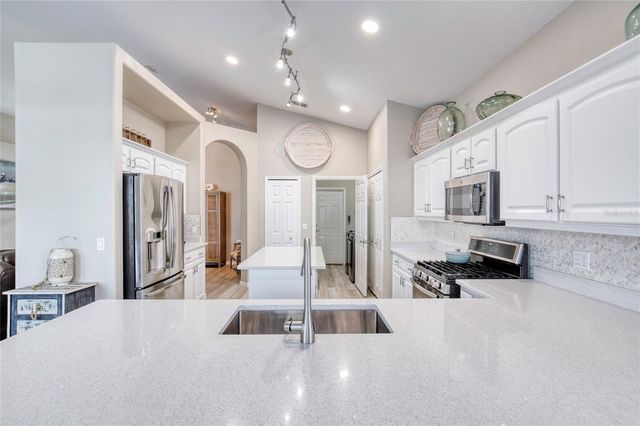 9 CLEAR COURT, Palm Coast, FL 32137