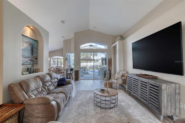 9 CLEAR COURT, Palm Coast, FL 32137