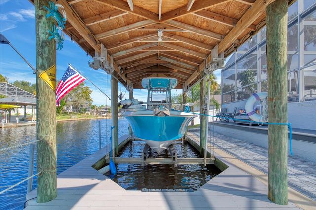 9 CLEAR COURT, Palm Coast, FL 32137