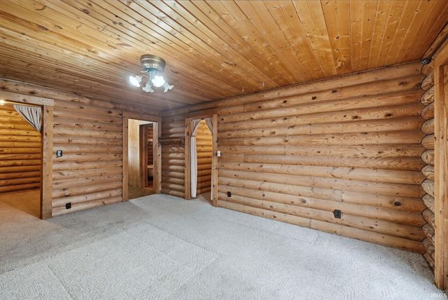 3390 S CR 550 W, Yorktown, IN 47396