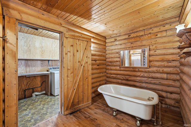 3390 S CR 550 W, Yorktown, IN 47396