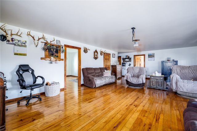 11596 Purdy Road, Hume, NY 14735