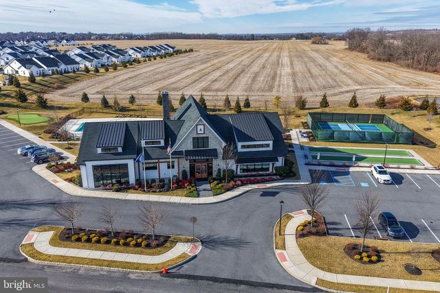 6822 SYCAMORE DR, Bath, PA 18014