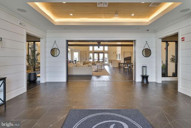 6822 SYCAMORE DR, Bath, PA 18014