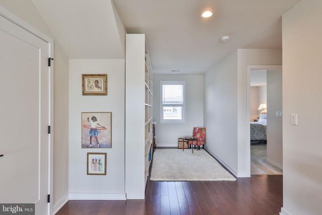 6822 SYCAMORE DR, Bath, PA 18014