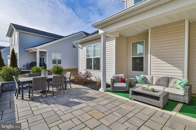 6822 SYCAMORE DR, Bath, PA 18014