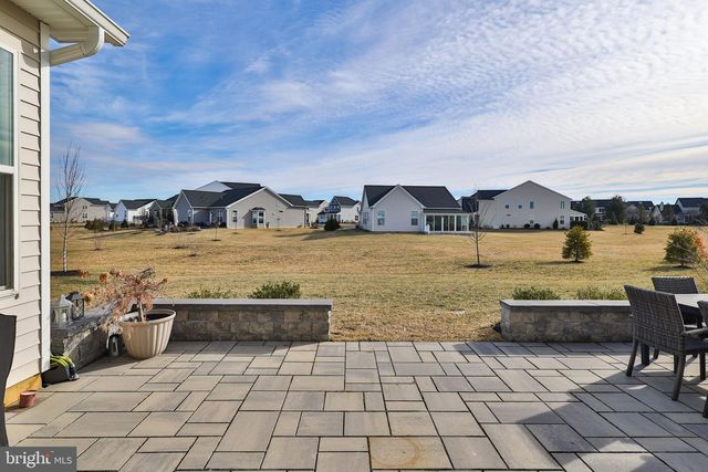 6822 SYCAMORE DR, Bath, PA 18014