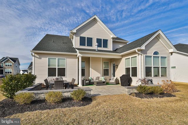 6822 SYCAMORE DR, Bath, PA 18014