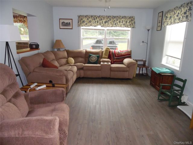 115 Twinshaven Road, Napanoch, NY 12458