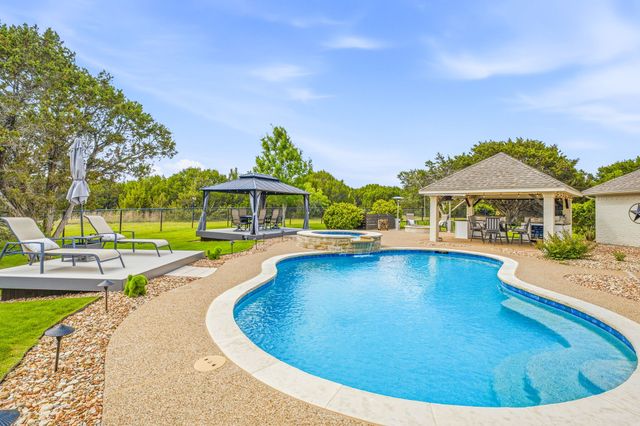 6901 Running Deer Court, Granbury, TX 76049
