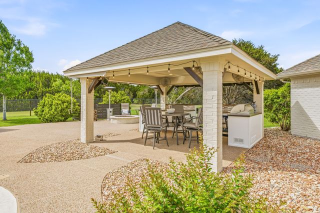 6901 Running Deer Court, Granbury, TX 76049