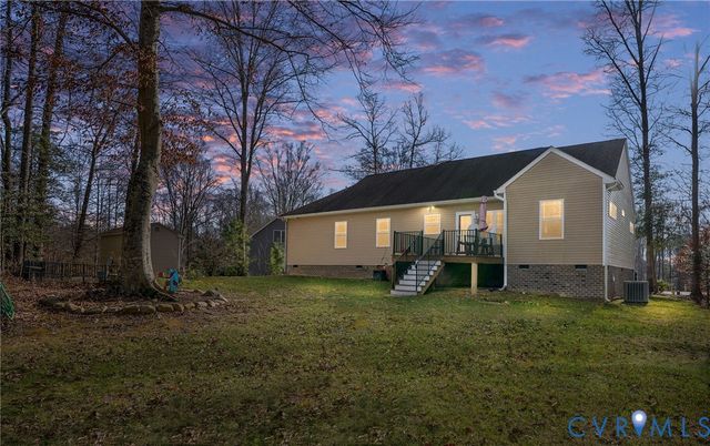 6186 Fawnlake Ct, New Kent, VA 23124