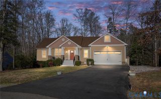 6186 Fawnlake Ct, New Kent, VA 23124