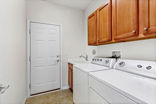 3204 Comstock Court, Mundelein, IL 60060