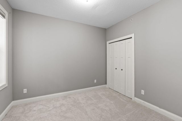 620 Liberty Way, Vadnais Heights, MN 55127