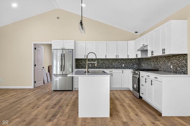 85 Pine Hills Drive, Nashville, IN 47448
