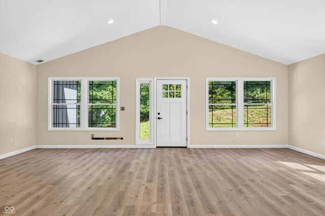85 Pine Hills Drive, Nashville, IN 47448