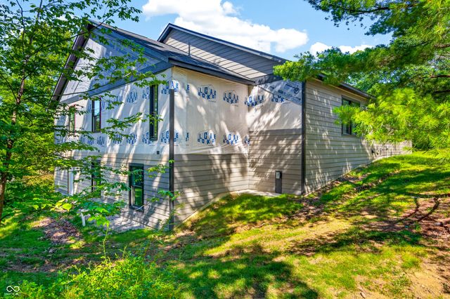 85 Pine Hills Drive, Nashville, IN 47448