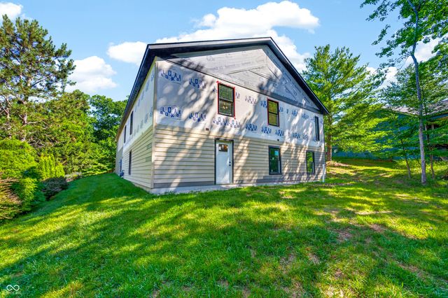 85 Pine Hills Drive, Nashville, IN 47448