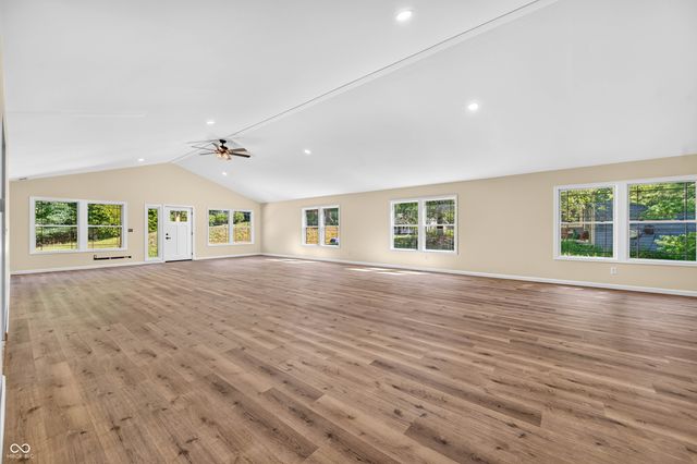 85 Pine Hills Drive, Nashville, IN 47448