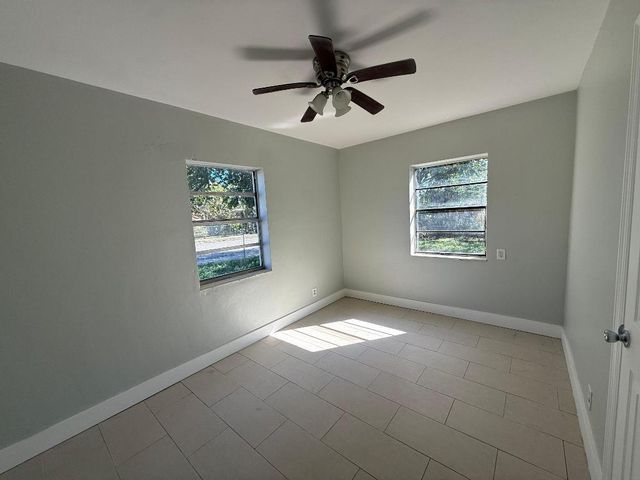 1101 14th Court S, Lake Worth Beach, FL 33460