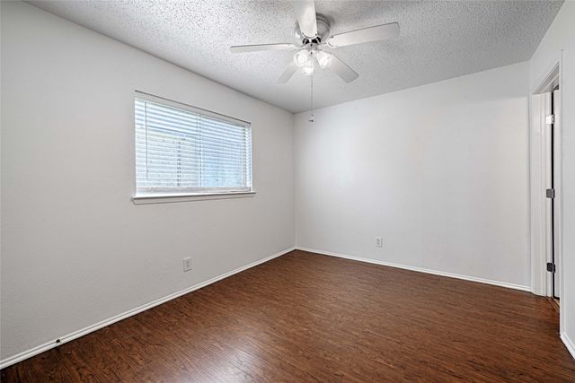810 Waikiki Drive, Garland, TX 75043