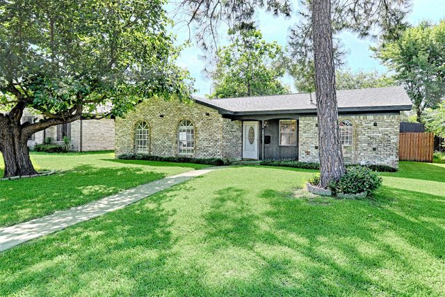 810 Waikiki Drive, Garland, TX 75043