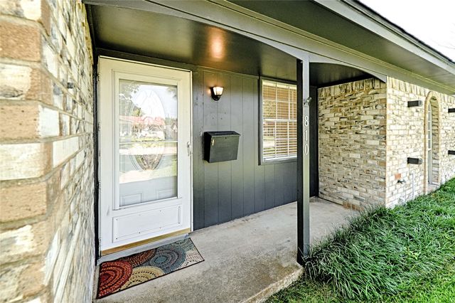 810 Waikiki Drive, Garland, TX 75043