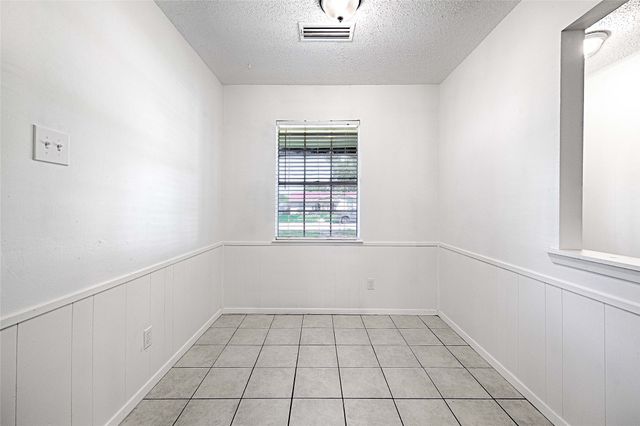 810 Waikiki Drive, Garland, TX 75043