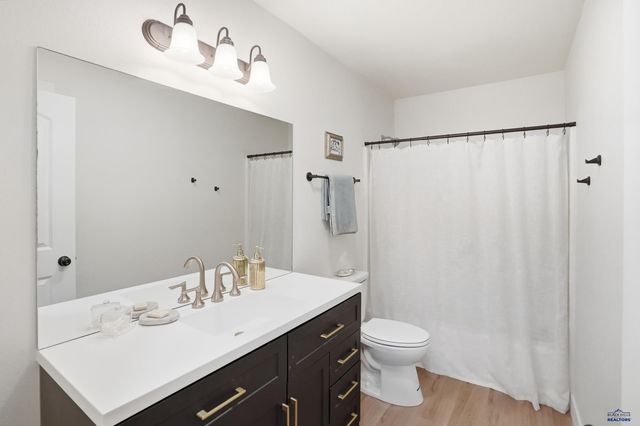 5521 N PITCH CT, Rapid City, SD 57703