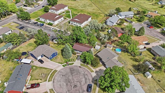 5521 N PITCH CT, Rapid City, SD 57703