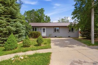 5521 N PITCH CT, Rapid City, SD 57703