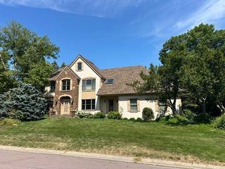 4819 137th Street W, Apple Valley, MN 55124