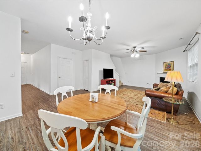 2306 Nettleton Court, Matthews, NC 28105