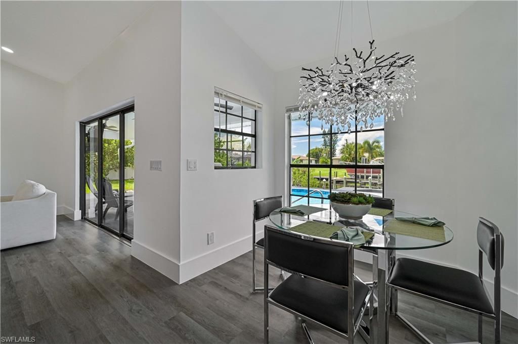 Image 23 of property listing at 1106 SE 23rd PL, Cape Coral, FL 33990