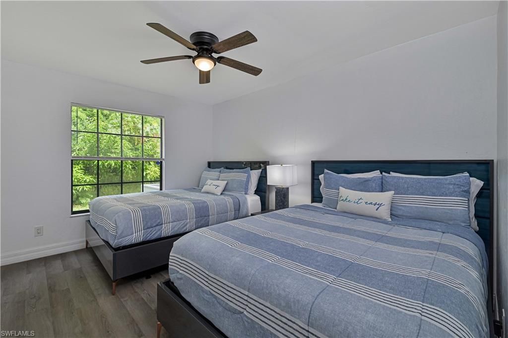 Image 32 of property listing at 1106 SE 23rd PL, Cape Coral, FL 33990