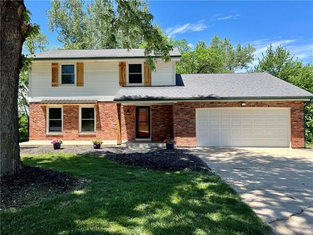 5706 NW Raintree Court