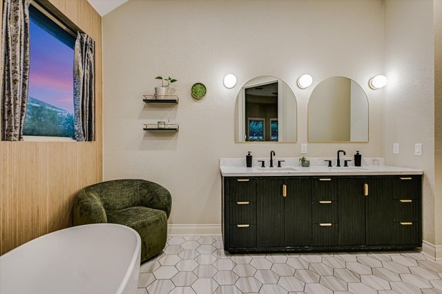 603 Anfield CIR, Austin, TX 78738