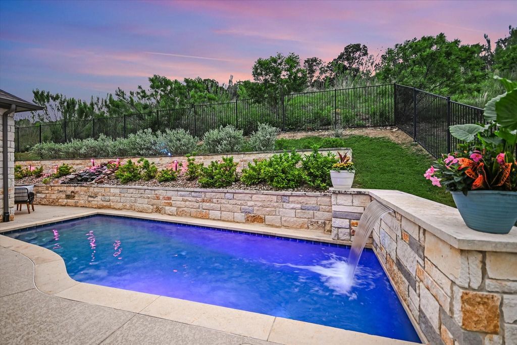 603 Anfield CIR, Austin, TX 78738