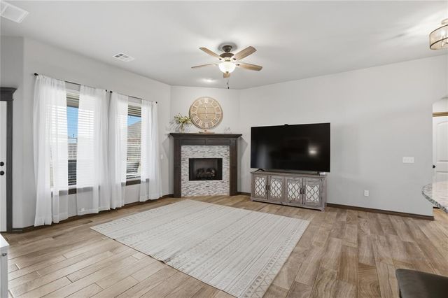 3920 Alnwick Lane, Oklahoma City, OK 73179