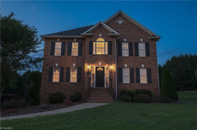 563 Garden Valley Drive, Winston-salem, NC 27107